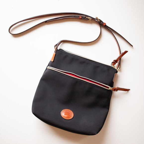 Dooney & Bourke Navy Blue Crossbody Bag Red Interior - Picture 1 of 8